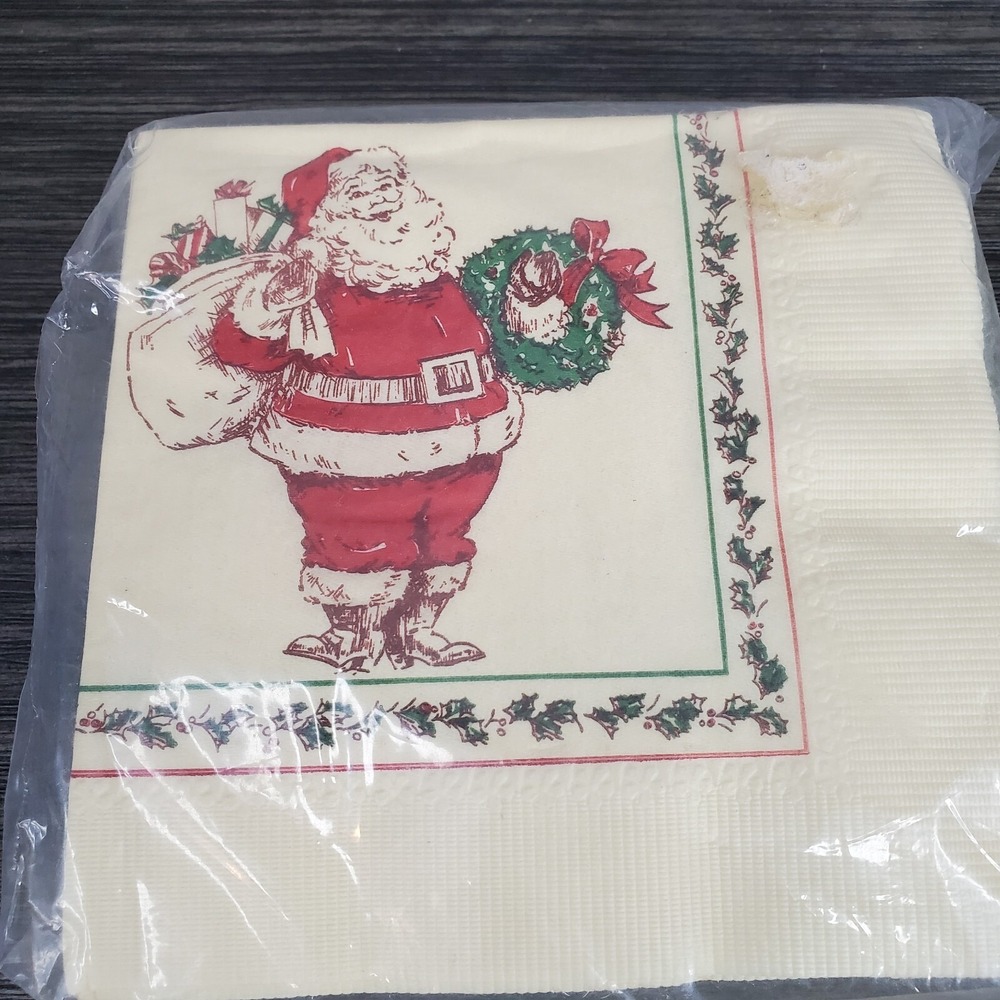 NOS - Vintage C A REED Jolly Santa Claus,‎ Holly 20 Ct 3-Ply Paper Napkins Cream